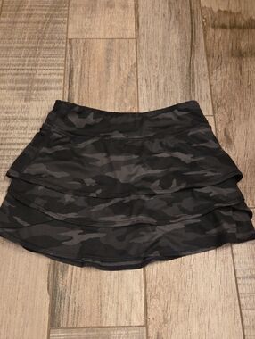 Athleta Girl Black Camouflage Ruffle Skirt
